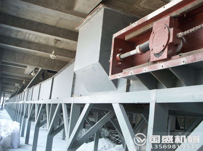 煤礦埋刮板輸送機(jī)